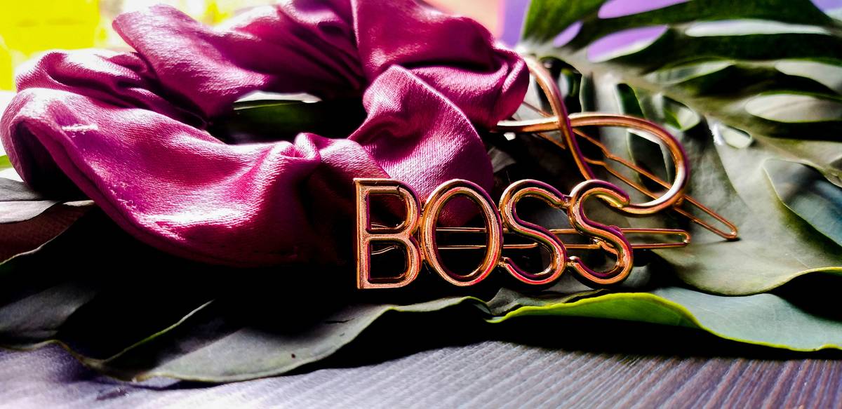 Comparison of hair barrettes delivering Professional Finish on different hair textures