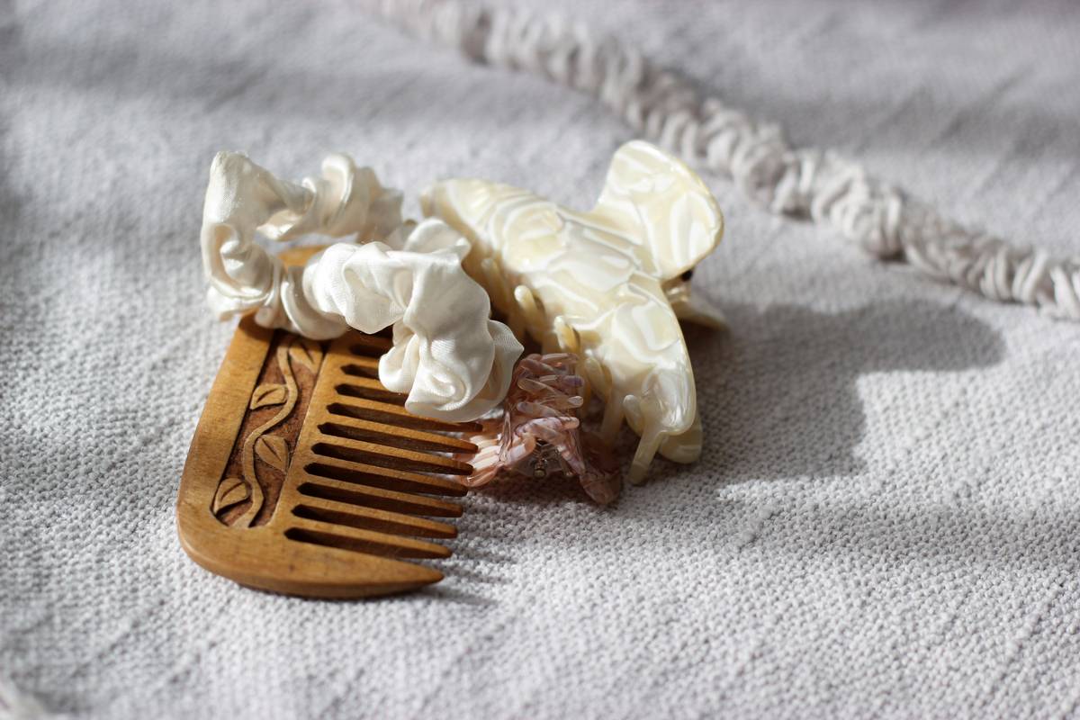How Hair Barrettes Deliver a Professional Finish—Even on Chaotic Mornings